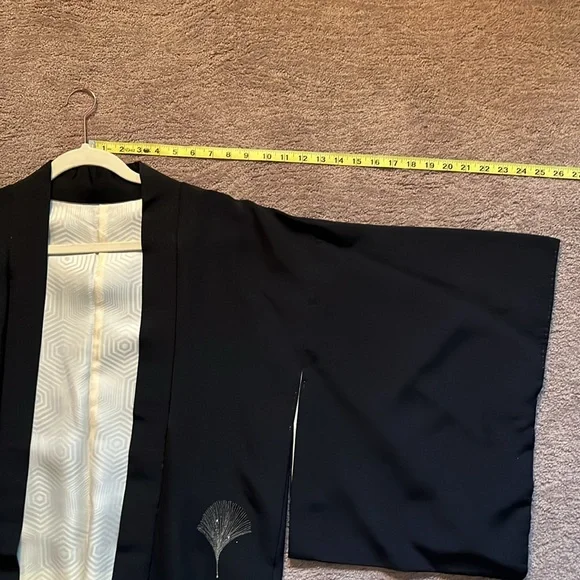 Custom-made Silk Kimono-style Jacket - Picture 6 of 8